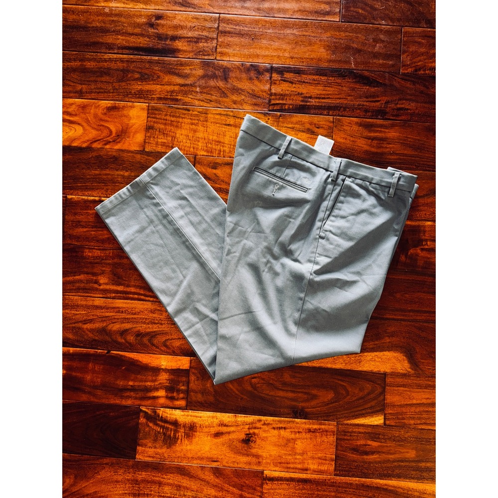 Dockers Chino Pants Mens 40x32 Gray Excellent Straight Fit Stretch Twill